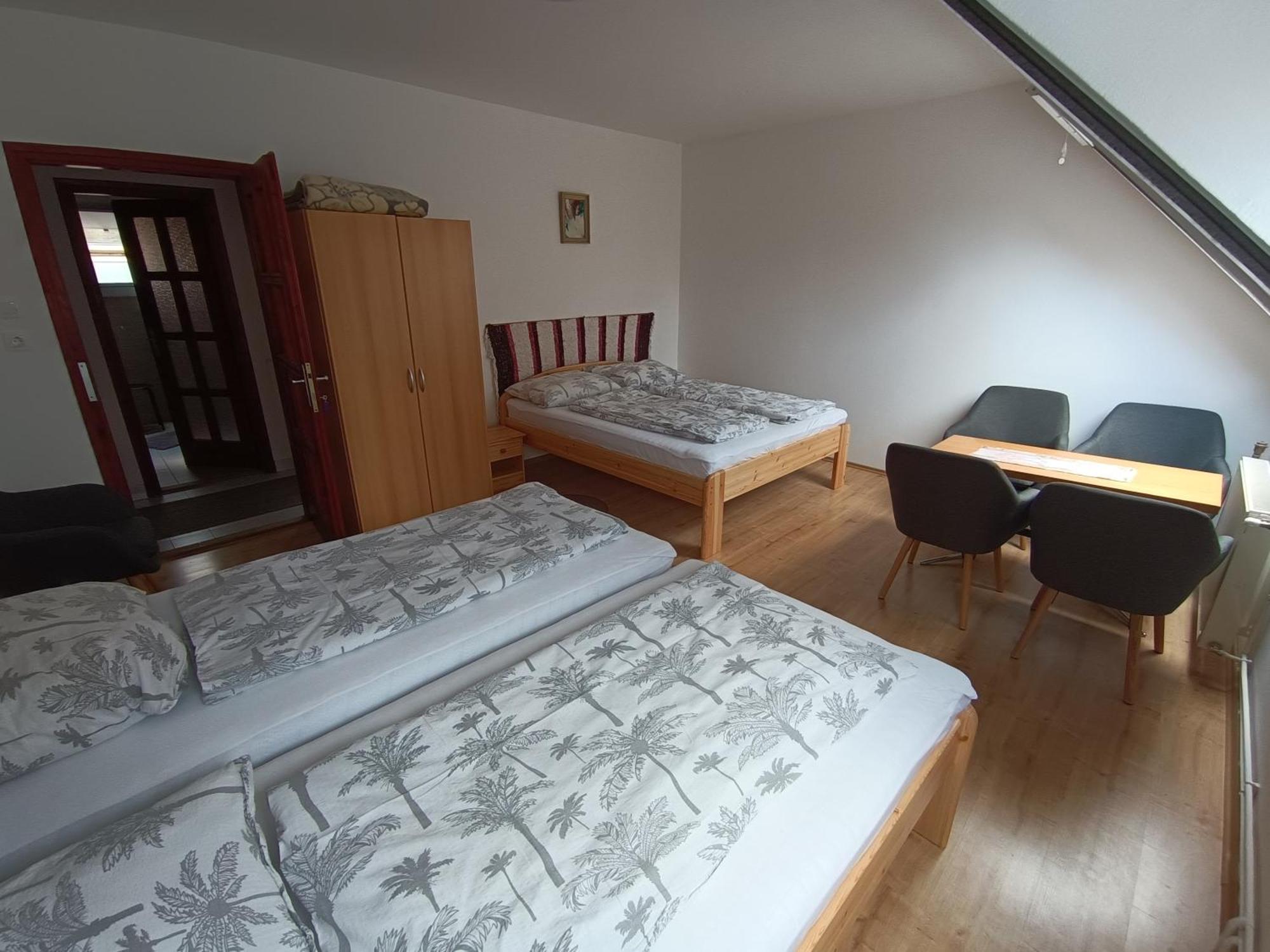 Hethazpuszta Erdeszlak Hotel Isztimer Bagian luar foto